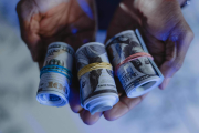 企业账户资金能否借给个人？风险与合规性详解